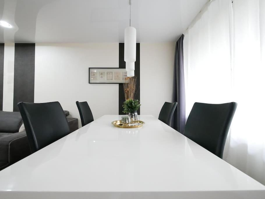 61 M2 Erdgeschosswohnung Mit Eigenem Parkplatz Vorm Haus Osnabrück Zewnętrze zdjęcie