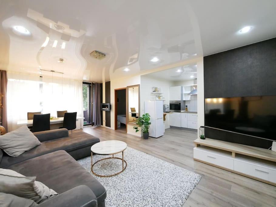 61 M2 Erdgeschosswohnung Mit Eigenem Parkplatz Vorm Haus Osnabrück Zewnętrze zdjęcie